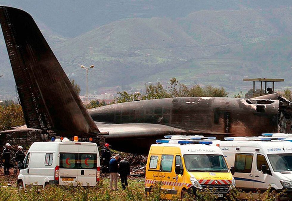 Accidente aéreo deja 250 personas muertas