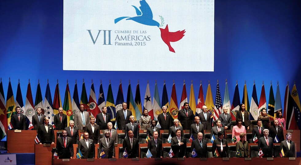 Guardia de seguridad de Evo golpea a periodista extranjero en la Cumbre de las Américas