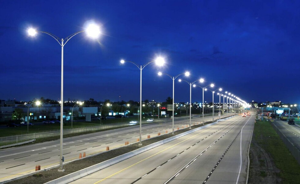 Alcaldía de Tarija inicia la instalación de pantallas led en vías públicas