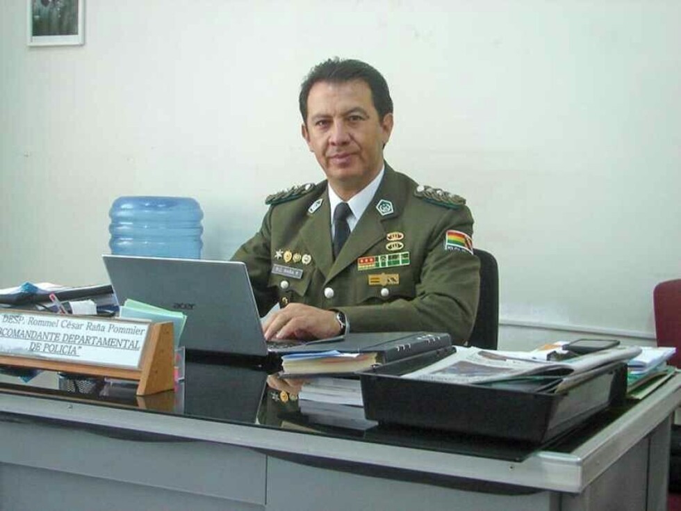 Hallan cuchillos y pipas en mochilas escolares
