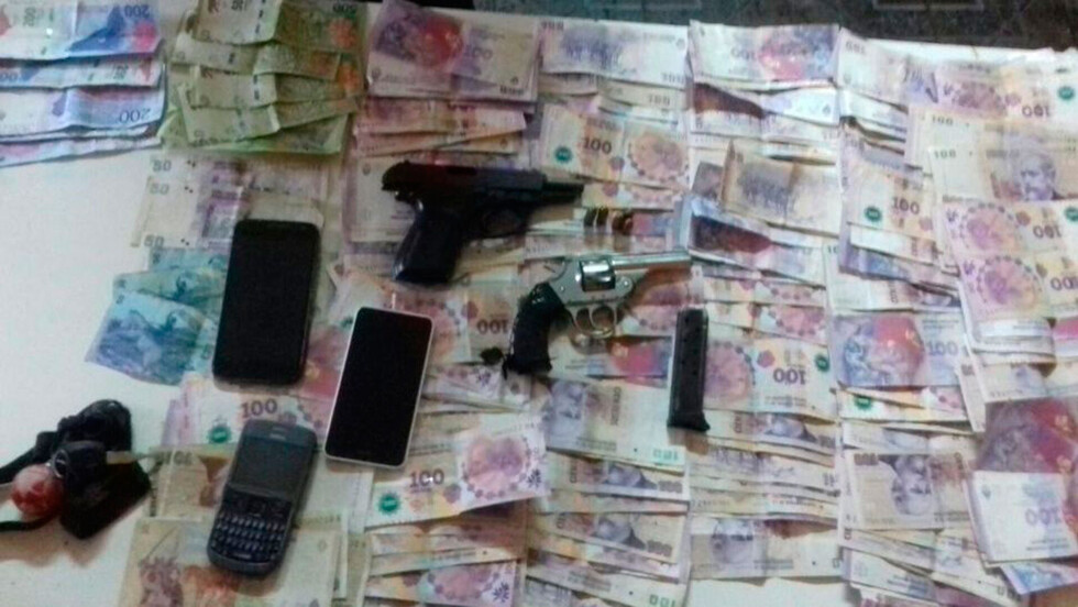 Frustran a tiros violento robo armado a una casa