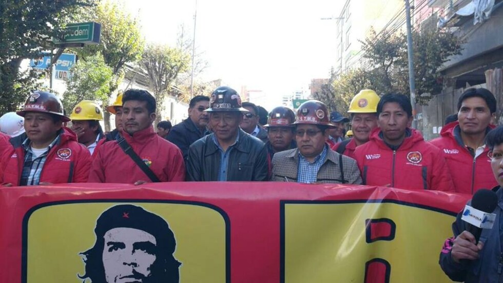 Presidente y la COB marchan por el Día del Trabajador en Oruro