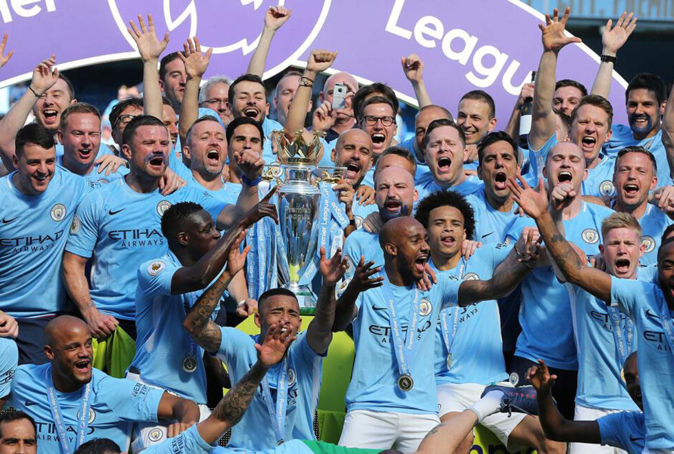 Manchester City recibió trofeo de Premier League
