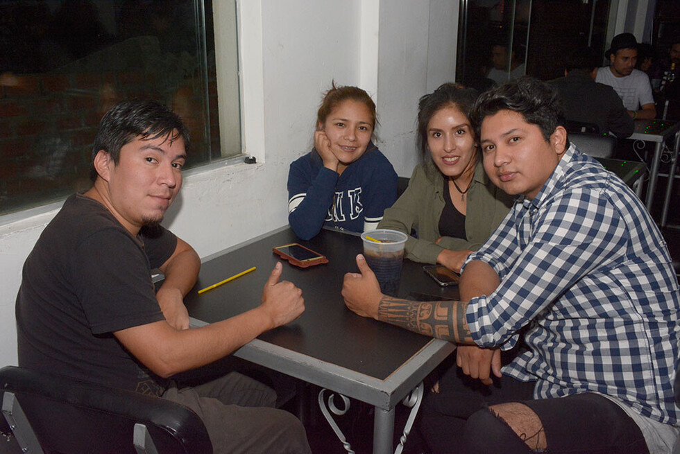 Disfrutando del buen rock en Tarija