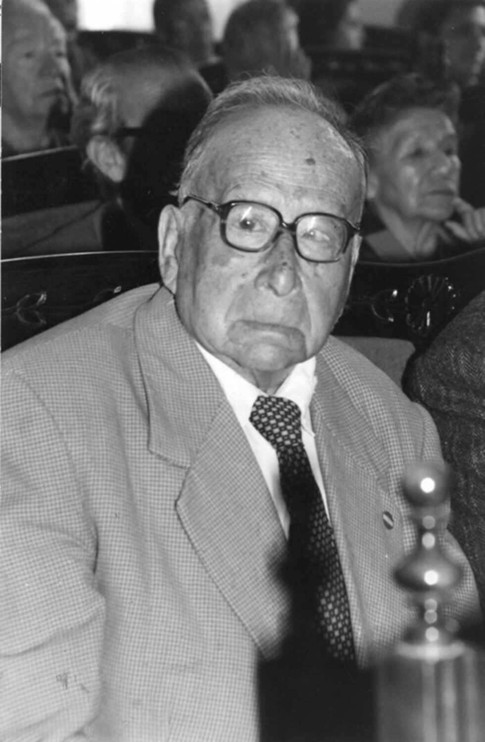 Víctor Varas Reyes, biógrafo,  pedagogo y folklorista tarijeño