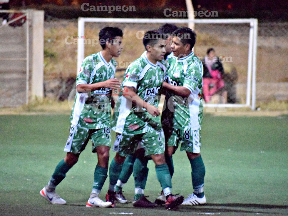 Unión Tarija estiró su ventaja goleando a Nacional La Pampa