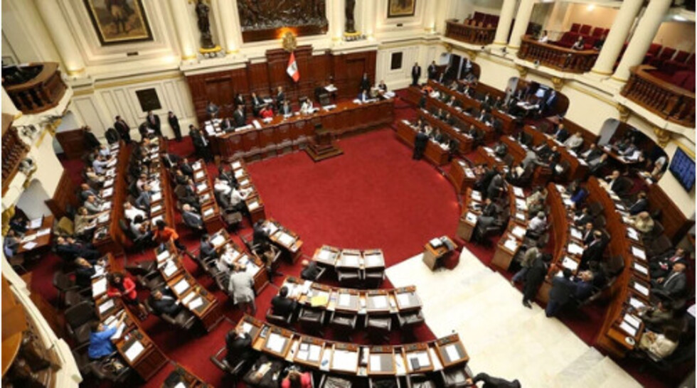 Perú aprueba castración a violadores de menores
