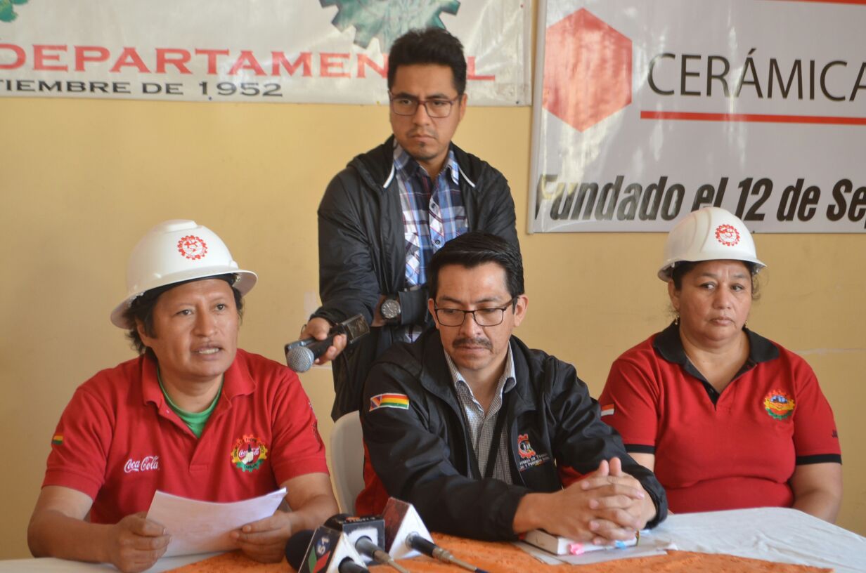 Trabajadores fabriles, en su día, piden incentivar el consumo de productos bolivianos