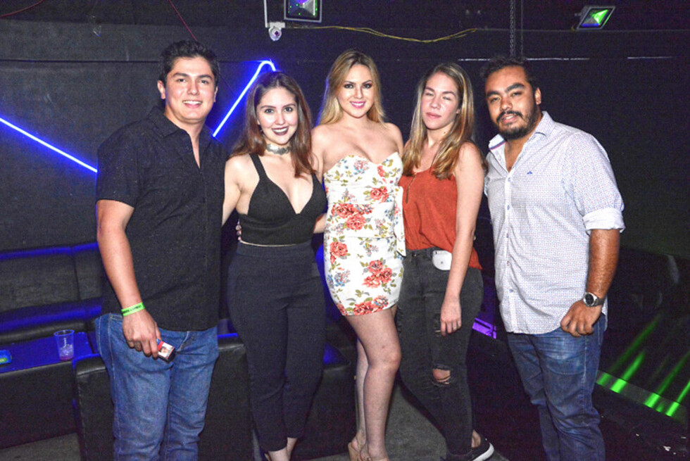 Disfrutando el finde entre amigos