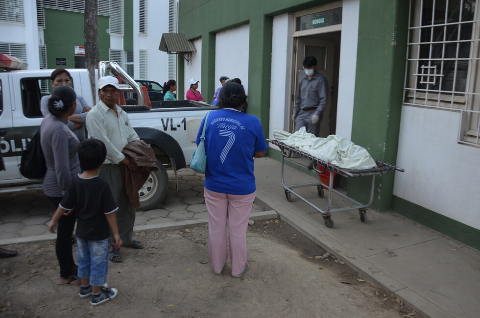 Un joven se ahoga en una poza en Tomatitas