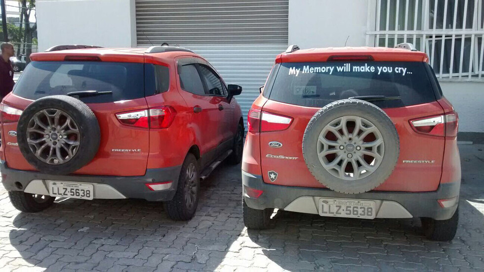 Detienen a una persona por manejar auto clonado