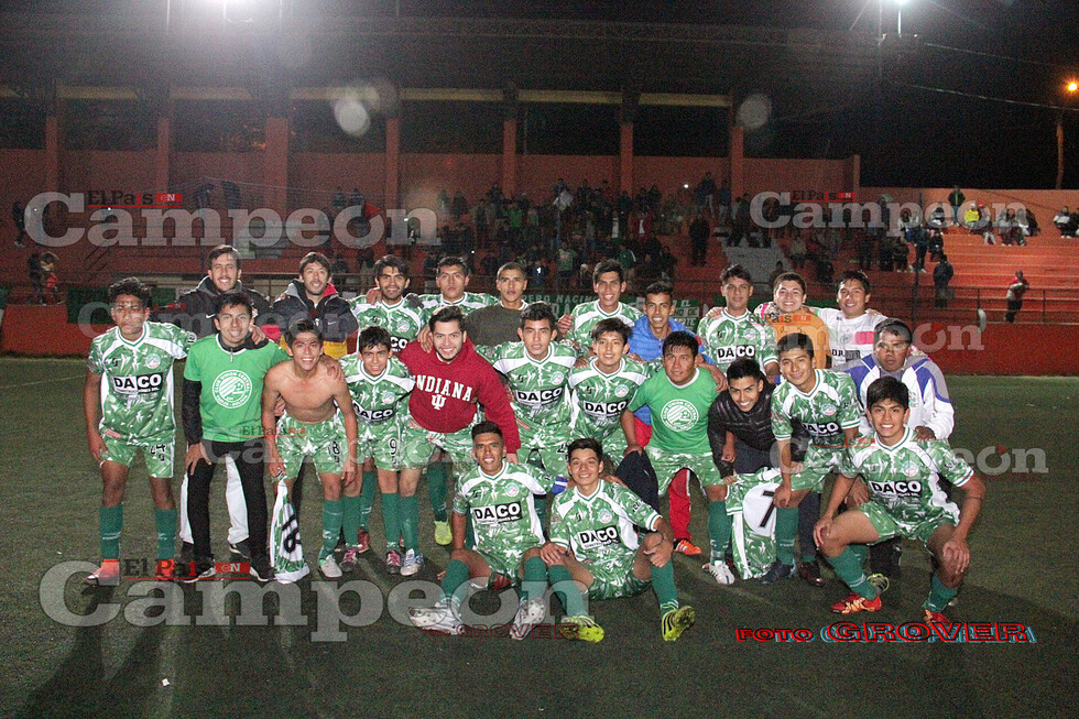 NOCHE DE PRIMERA “B” EN EL COMPLEJO LA BOMBONERA
