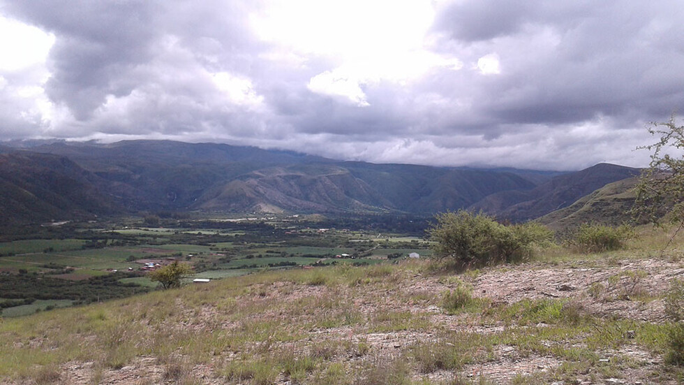 Paisaje en la parte baja de la falda La Queñua