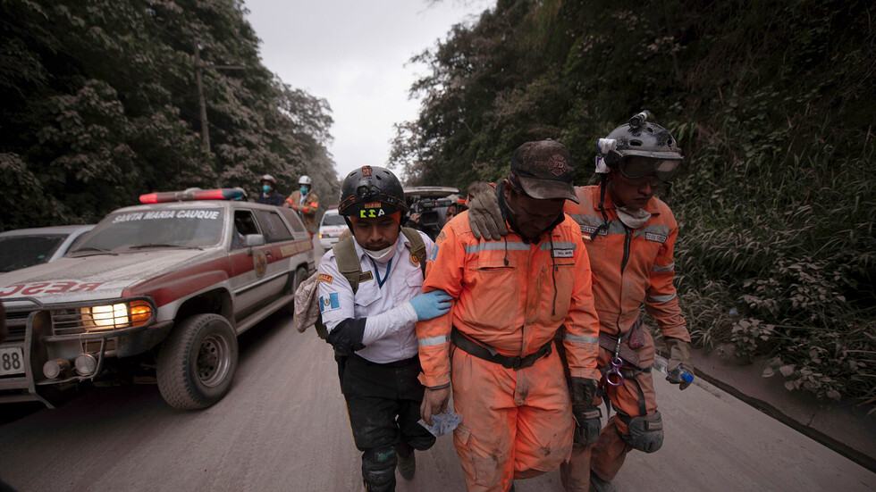 Guatemala envuelta en cenizas tras la mortal erupción del Volcán de Fuego