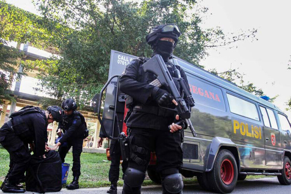 Arrestan a ex estudiante por atentado terrorista