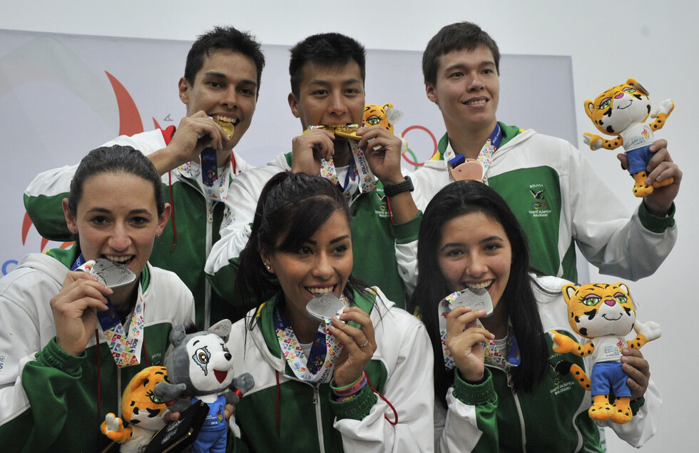 Raquetbolistas ponen la mira en el Mundial