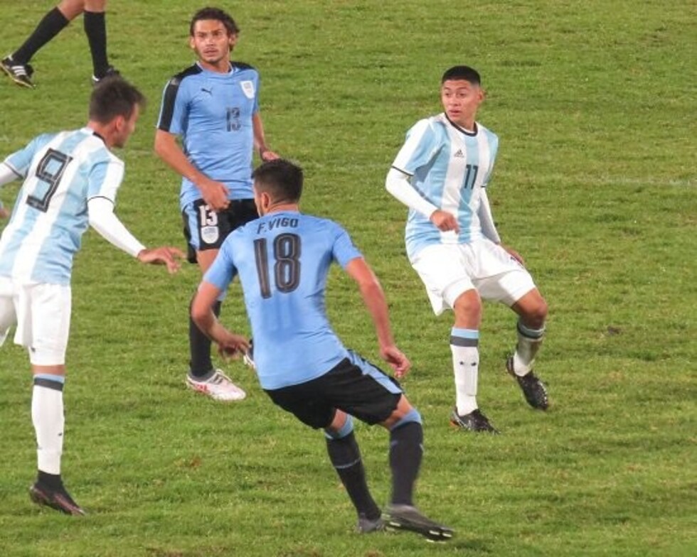Uruguay y Chile buscarán el oro en fútbol