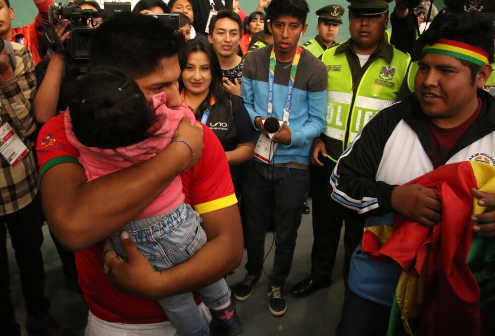 Coyoja le regala oro a Bolivia en pelota vasca