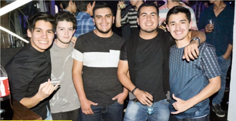 Full evento en la disco Bunker