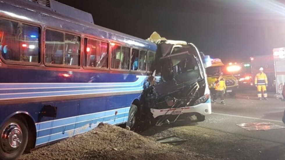 Colisionan dos buses en la avenida Panamericana