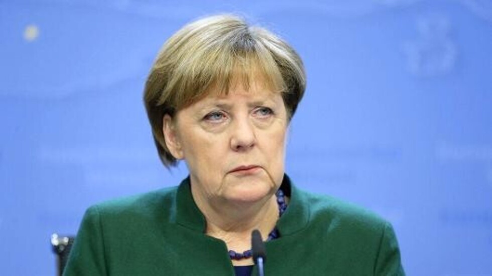 Merkel pide soluciones a "tendencias agresivas" de Irán