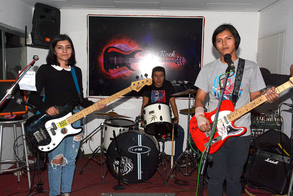 Flojera Masiva tocó en Hot Rock