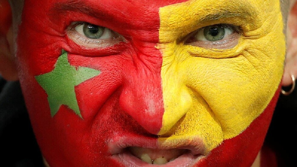 España gana Grupo B tras sufrido empate ante Marruecos y jugará con Rusia en octavos