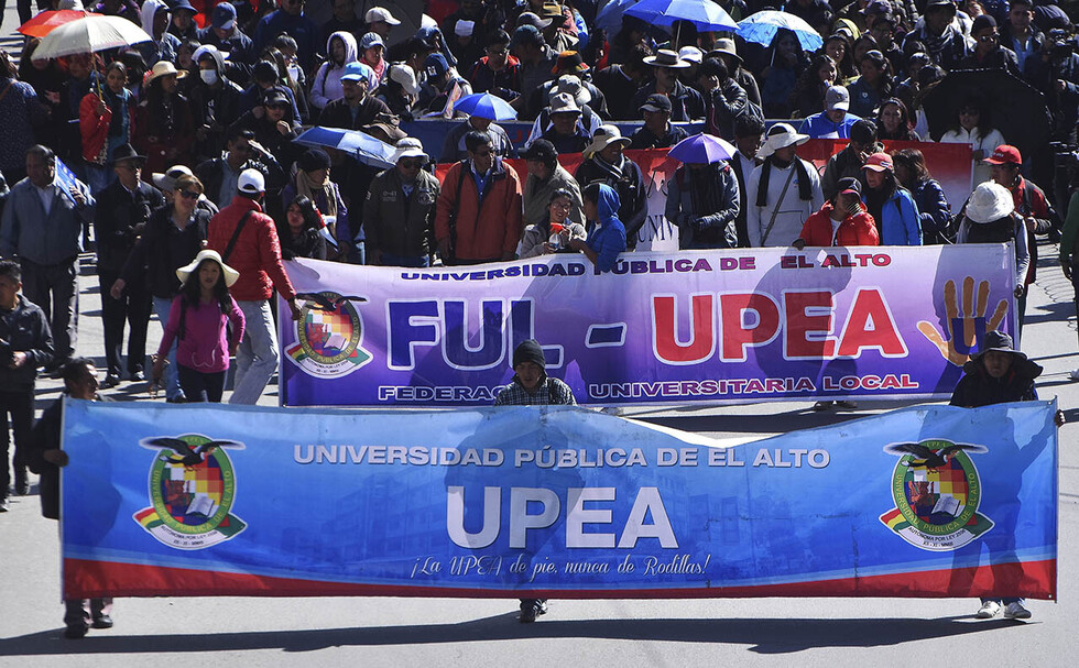 Médicos de El Alto respaldan a la UPEA y piden al Gobierno solución y no esperar más muertos