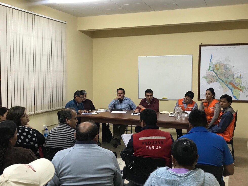 Alcalde Paz se reúne con presidentes de barrio del distrito 7 y avanzan en coordinación de lineamientos y planimetrías
