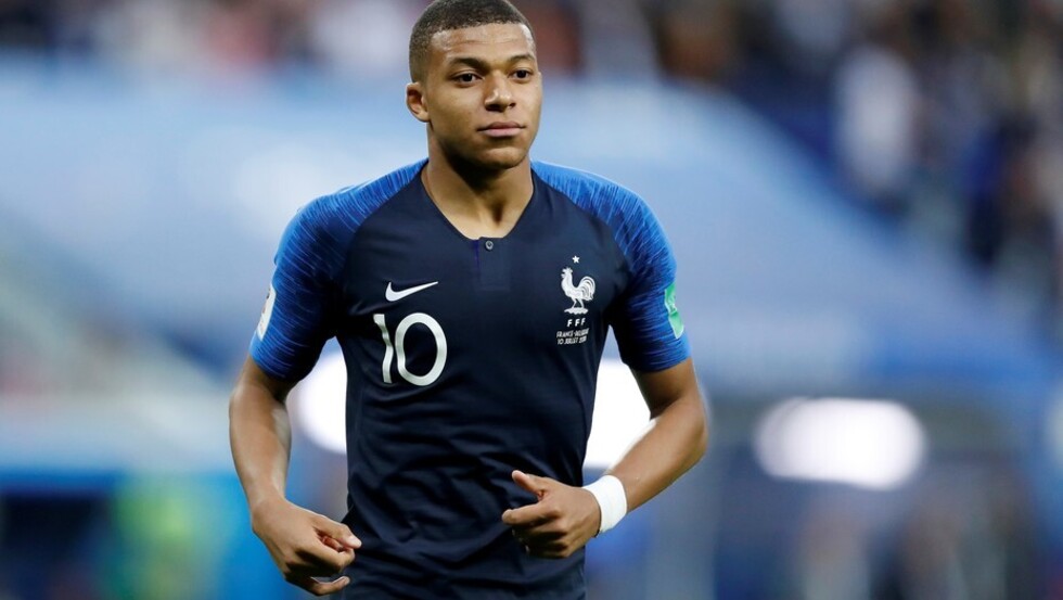 ¿Qué hacían las grandes figuras de la historia a la edad de Mbappé?