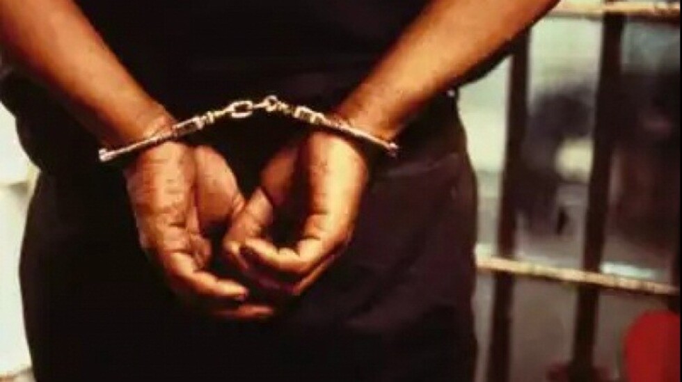 Denuncian  que hombre  violó a hija  varios años