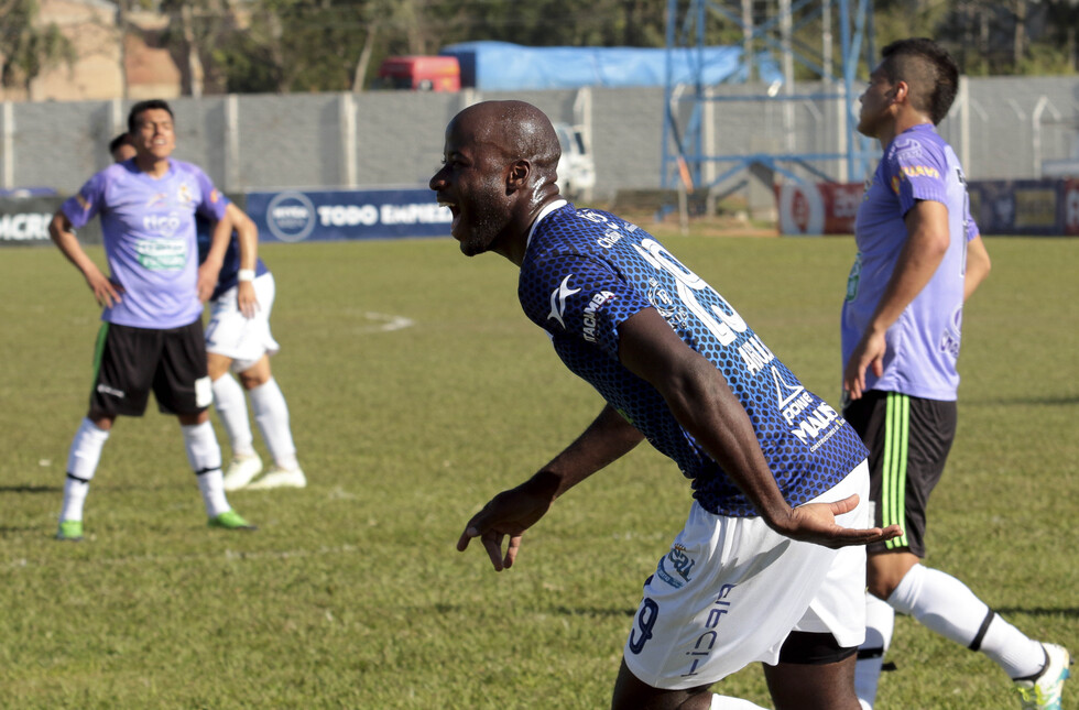 Nacional y Destroyers igualan sin anotaciones