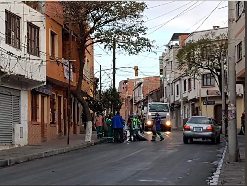 Casi 4 toneladas de basura fué recolectada por EMAT tras feria de Santa Anita