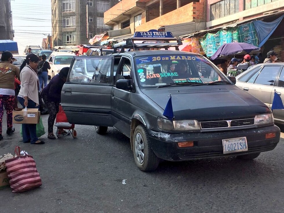 Municipio aclara que modificación de ley de Movilidad Urbana que exige sector de taxi trufis es competencia del Concejo Municipal