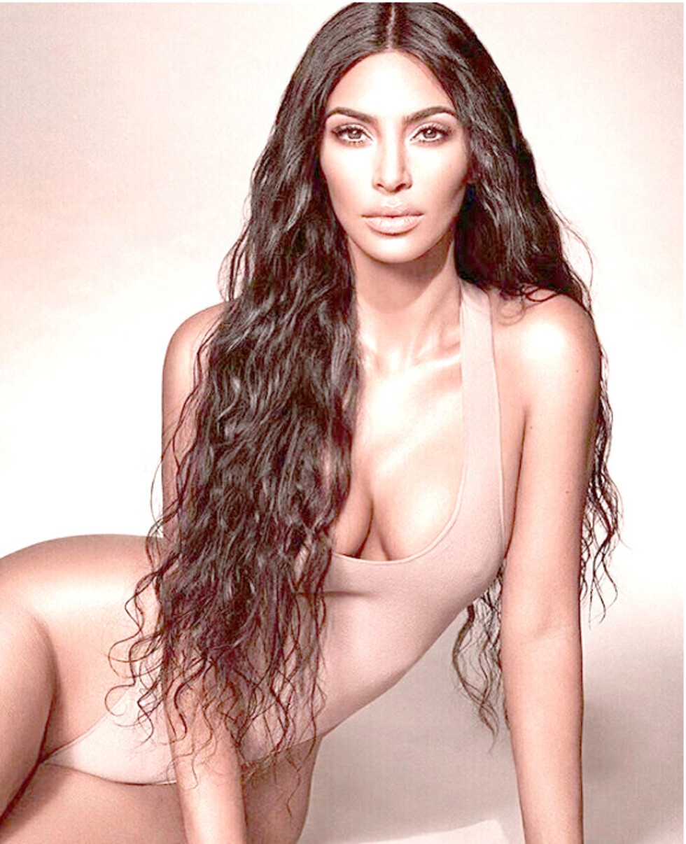 Kim acaparó miradas con  su radical cambio de look