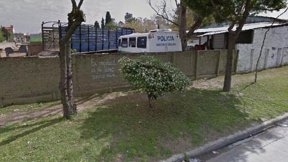 Explotó bomba frente a sede policial argentina
