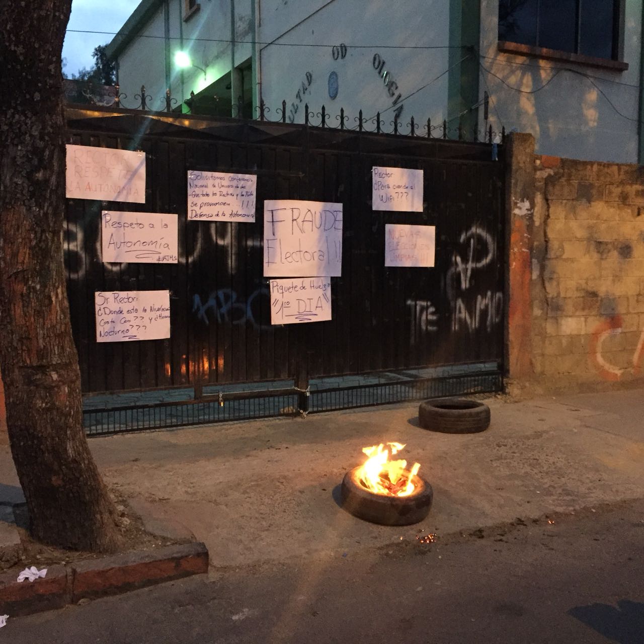UAJMS amaneció con puertas cerradas y huelga en el día de elecciones de la FUL