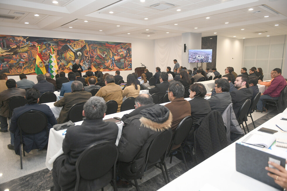Inicia gabinete ampliado en la Casa Grande del Pueblo