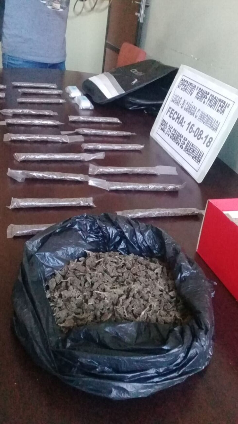 Detienen a estudiante de colegio con 315 gramos de marihuana