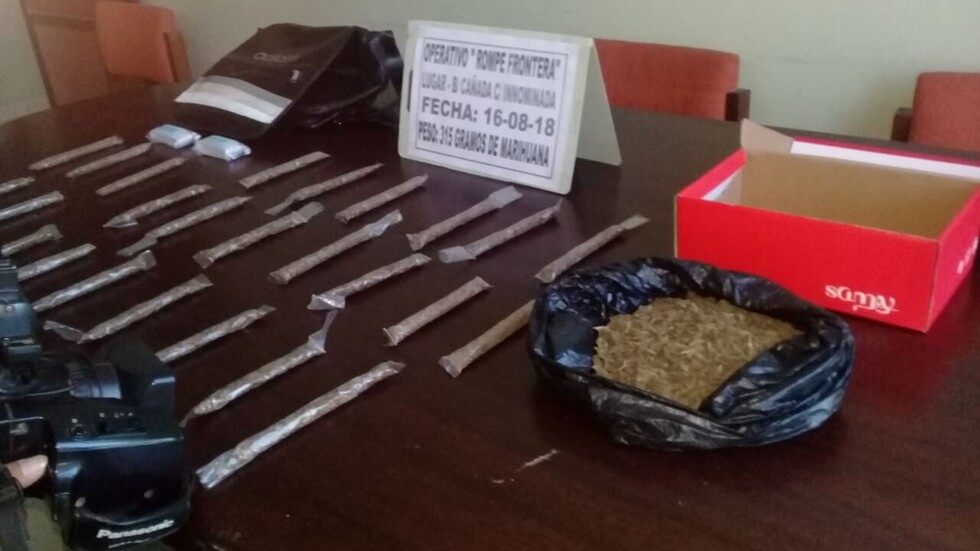 Fue aprehendido en su colegio con marihuana