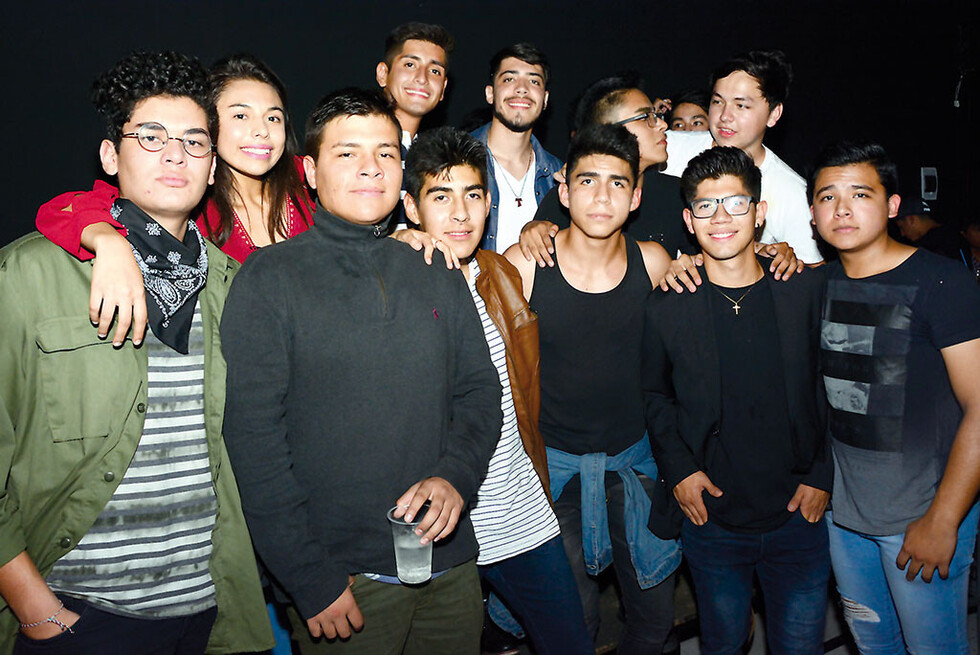 Reunión de amigos en Kapital Disco