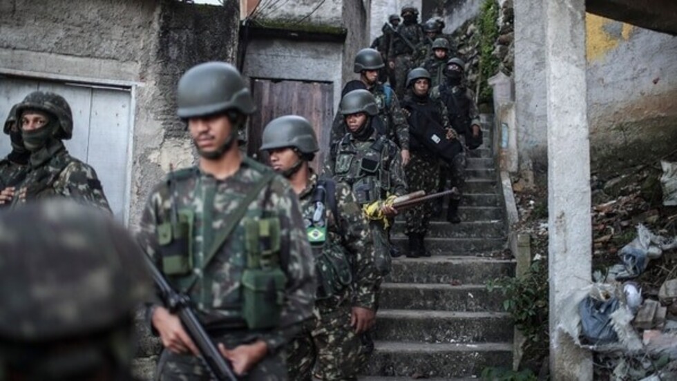 Operación militar en favela dejó 14 fallecidos