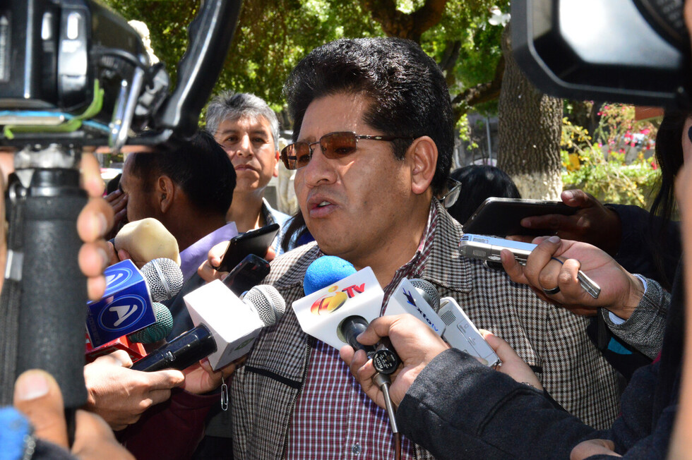 MAS advierte que oposición alista un complot en Bolivia