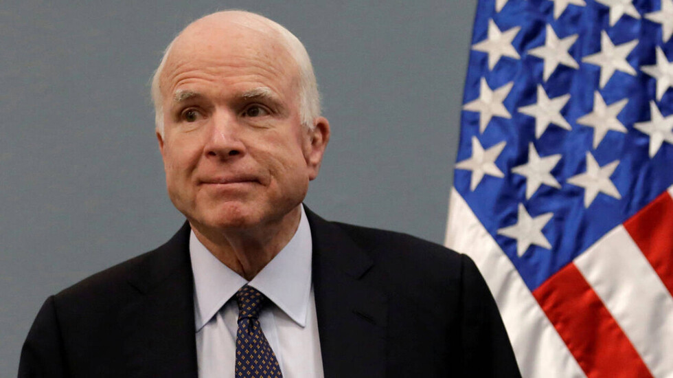 Senador EEUU John McCain, exprisionero de guerra y disidente político, muere a los 81 años