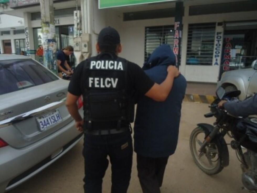 A juicio menor que violó a su prima en un auto