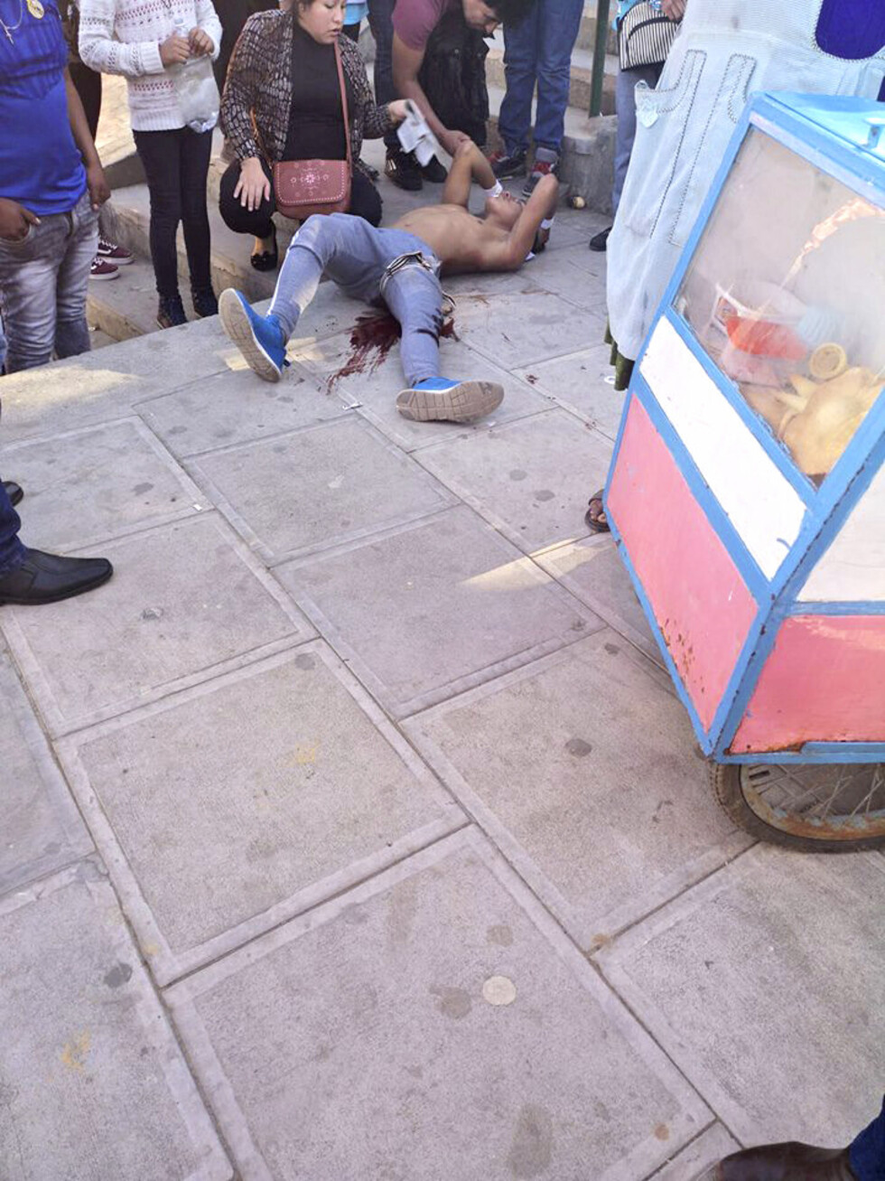 Apuñalan a menor delante de niños en el Tobogán