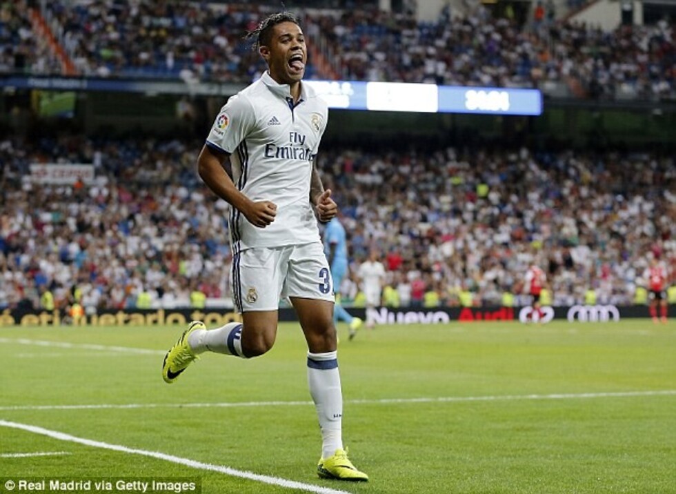 El Madrid recurre a Mariano que regresa una temporada después