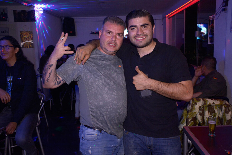 Buen rock en la  chura Tarija