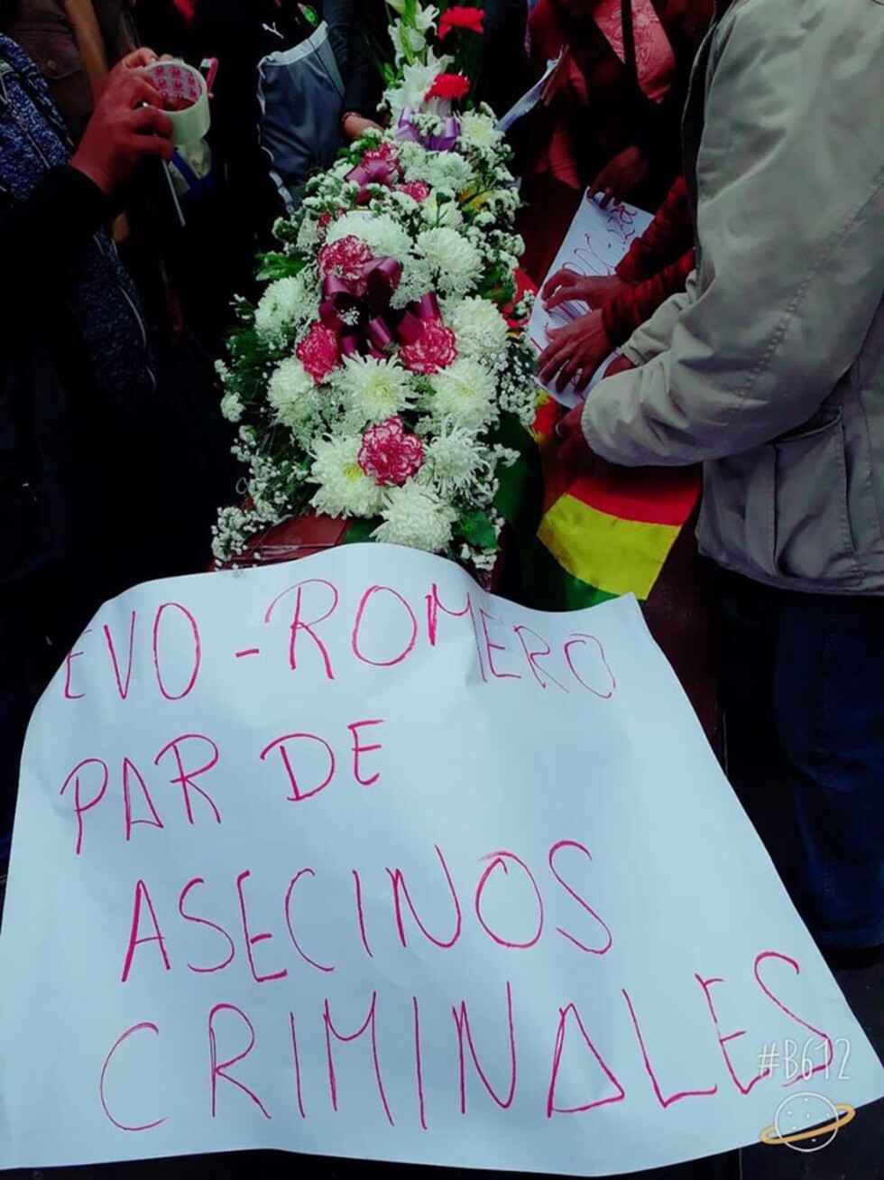 Yungueños declaran lucha permanente al Gobierno y exigen la renuncia de Evo
