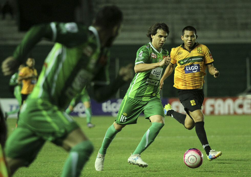 Oriente Petrolero le ganó a Destroyers sobre el final